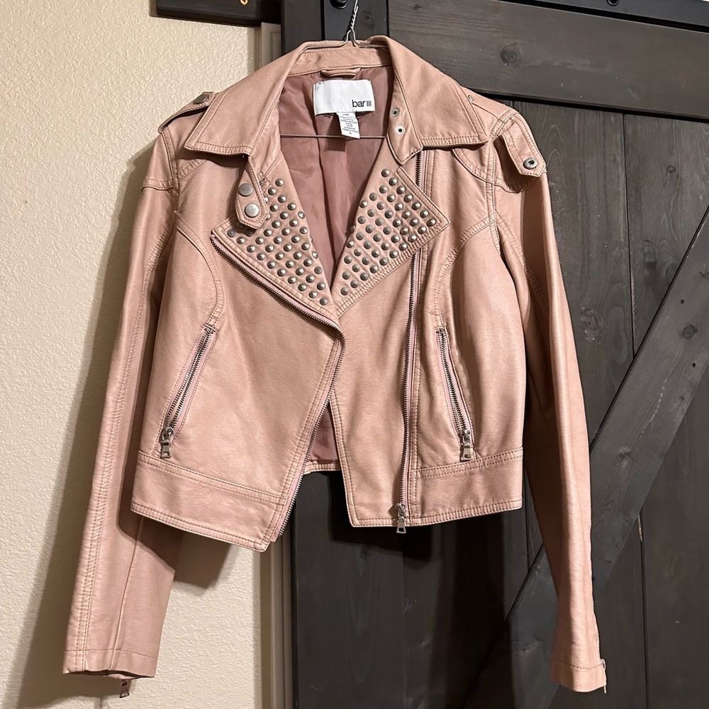 Jacket - Picture 1 of 1